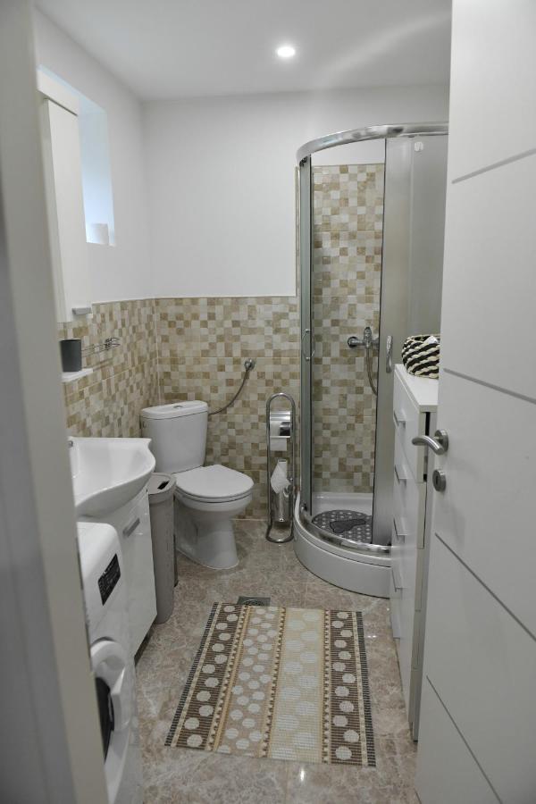Apartman Lucia Dakovo Exterior photo