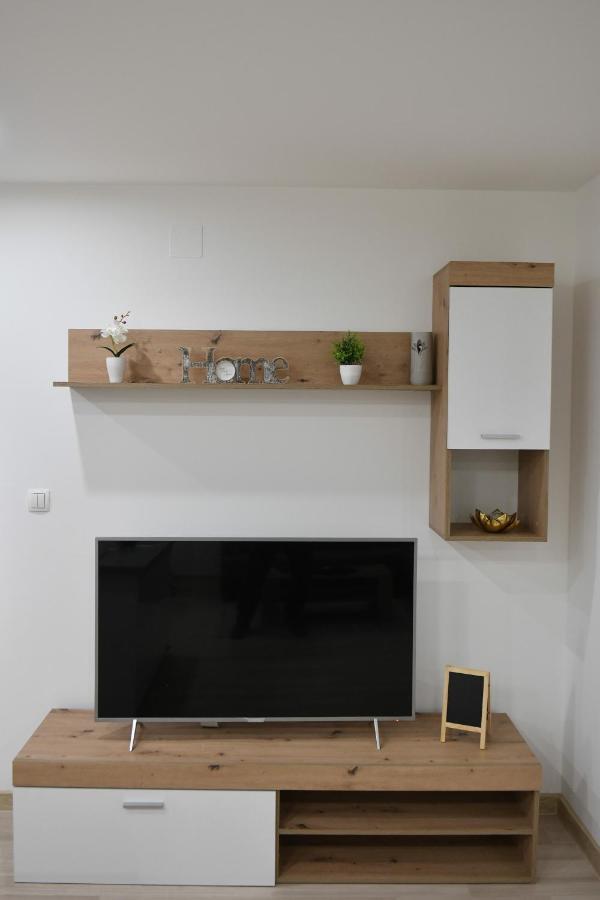Apartman Lucia Dakovo Exterior photo